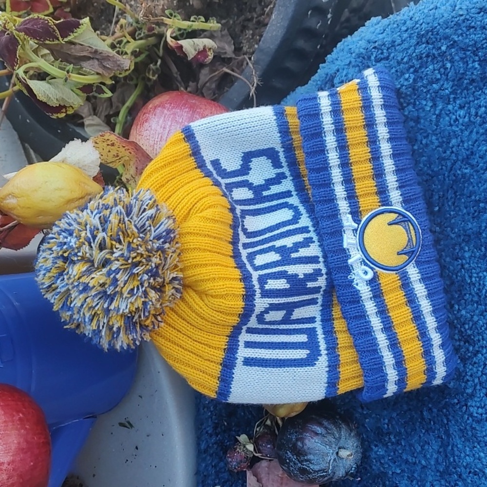 Adidas/Warriors Basketball 🏀 🏀  Hat